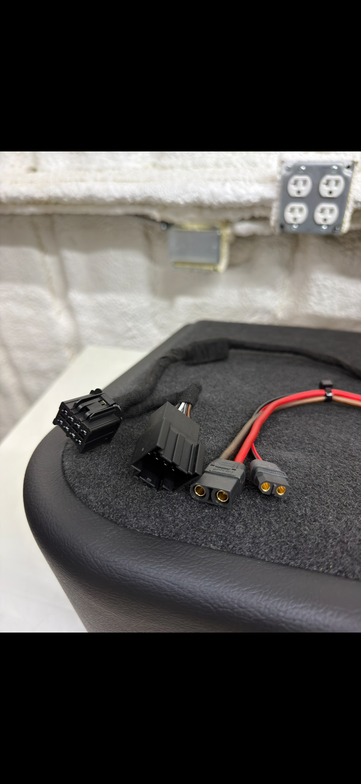 GM Subwoofer T-Harness for BOSE with Wāvtech linkDQ Line Output Converter - Compatible with 2019-2026 GMC Sierra - Chevrolet Silverado Vehicles