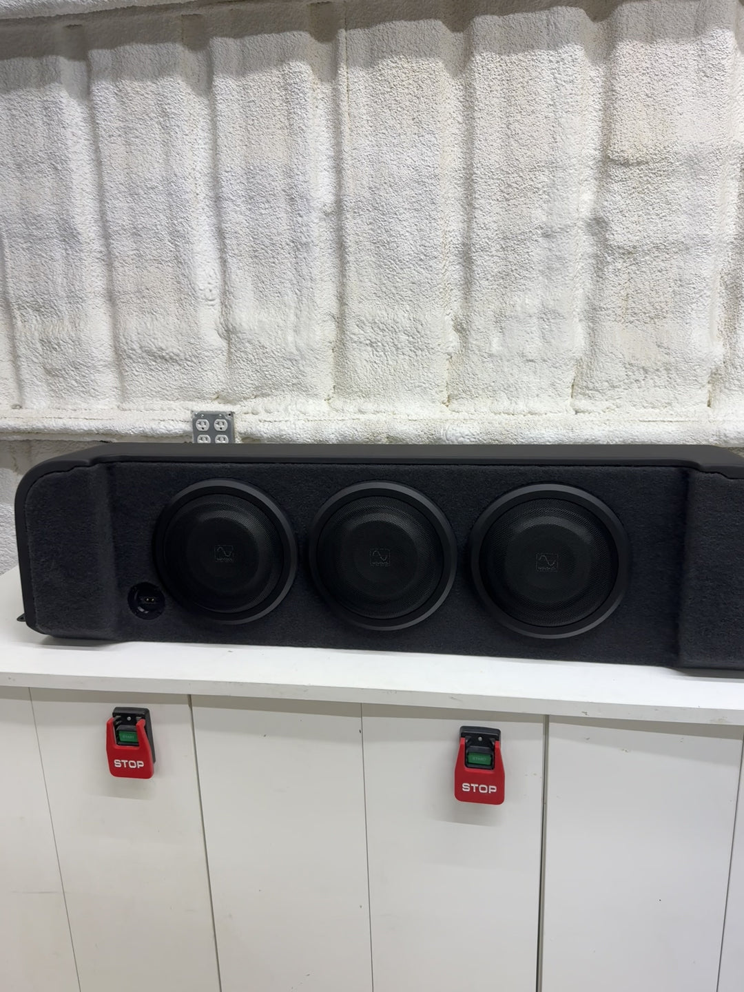 Stage 1 Sealed Subwoofer Enclosure Loaded with 3 Wāvtech Thin Pro 10's For Ford